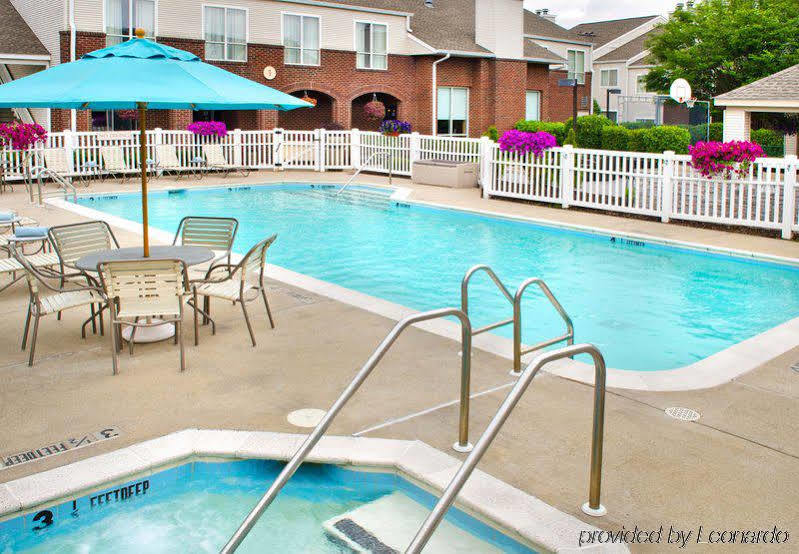Syracuse Carrier Circle Hotel 3*